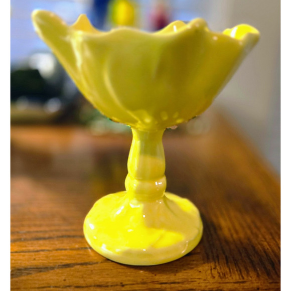 Vintage Yellow Martan Portugal Pottery Flower Compotes Set of 4 - Picture 7 of 14